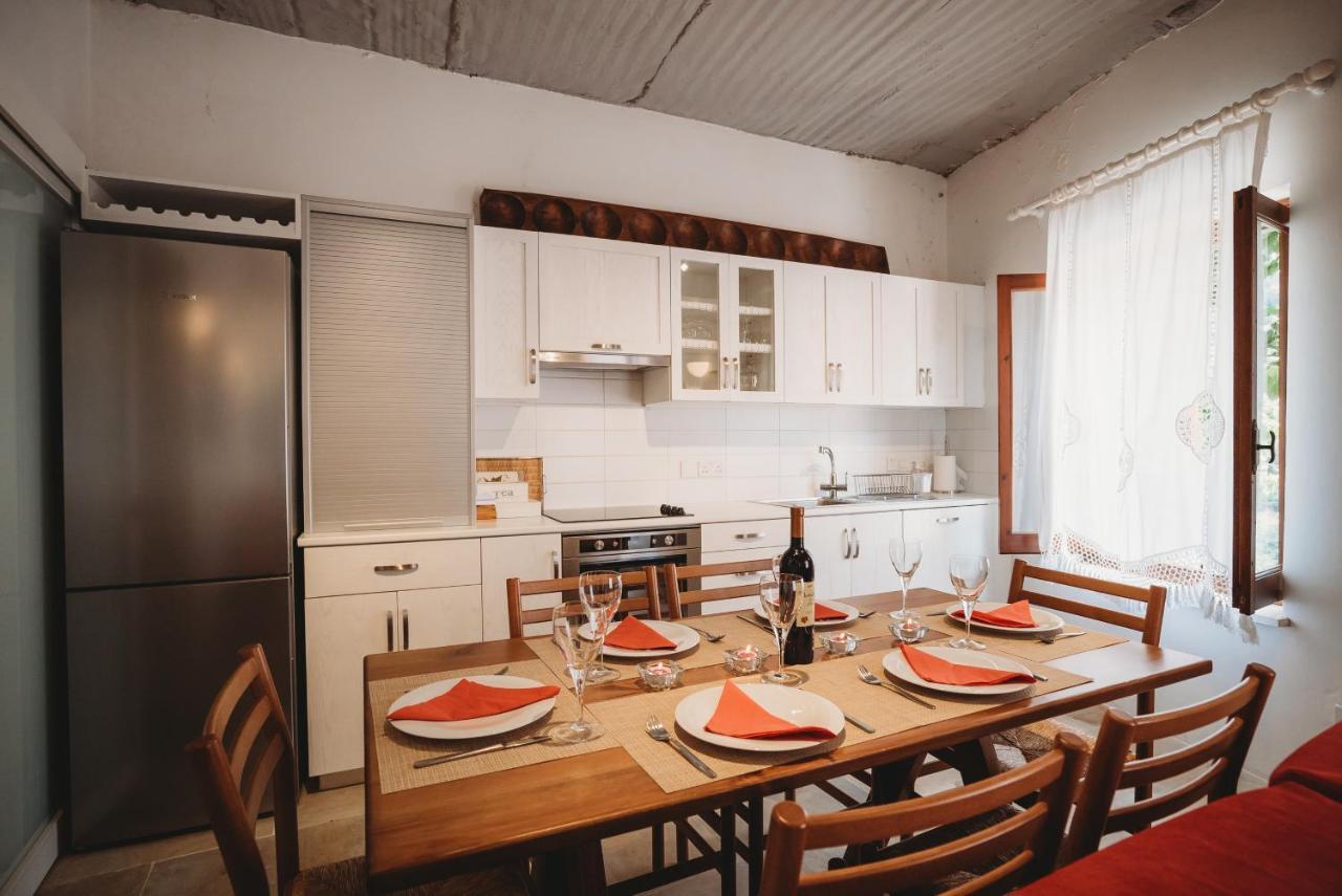 Hani Chrysomilou Kalopanagiotis Extérieur photo