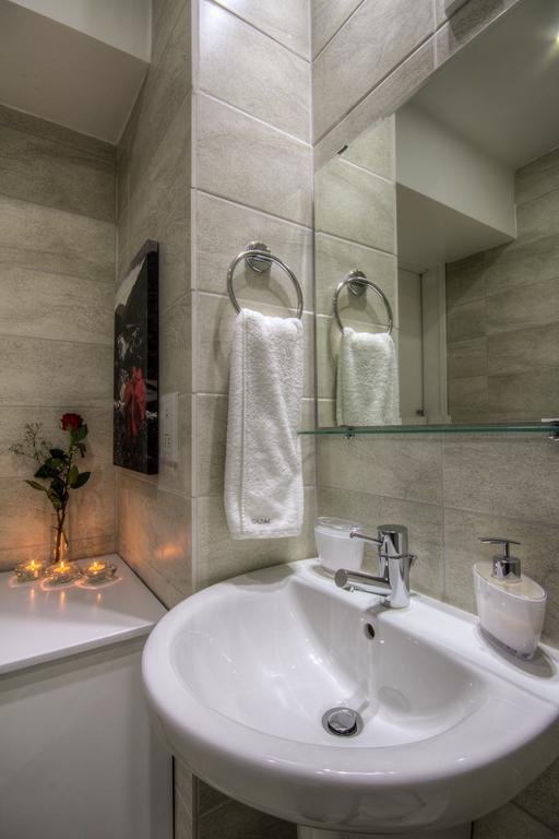 Hani Chrysomilou Kalopanagiotis Chambre photo